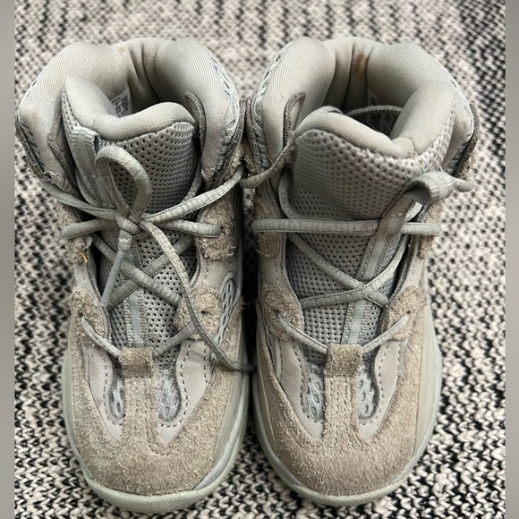 Yeezy size 7C boots - Picture 2 of 4
